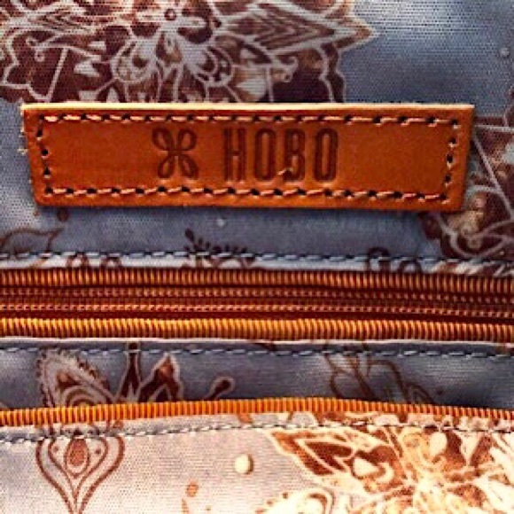 “NEW” HOBO Entwine Bag - Picture 11 of 13